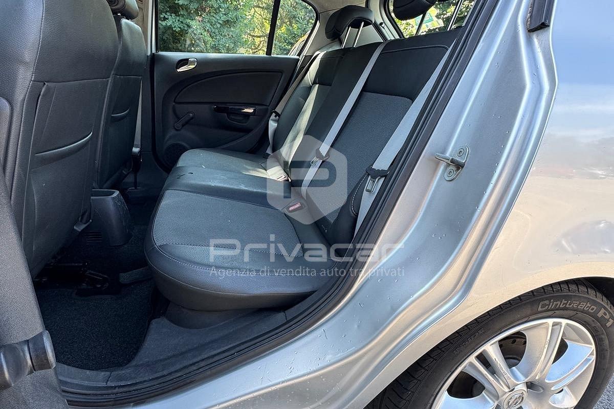 OPEL Corsa 1.2 5 porte Club
