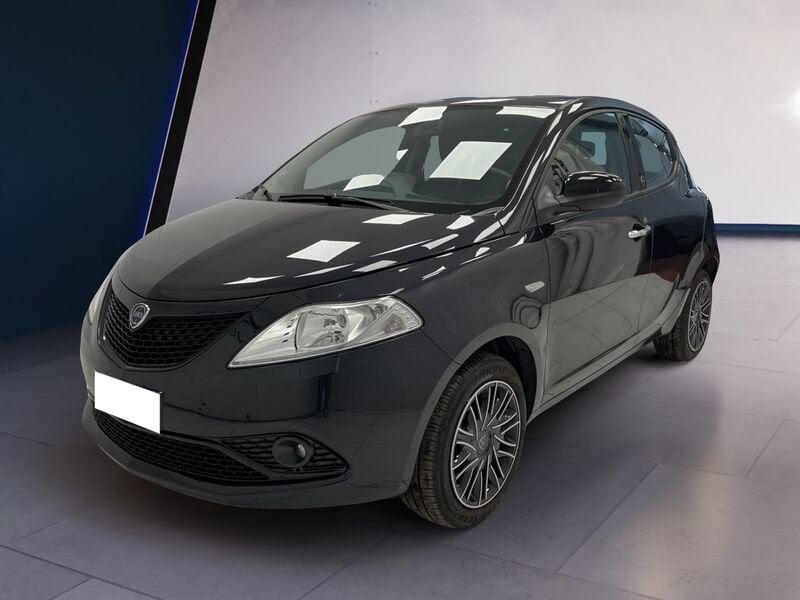 Lancia Ypsilon III 2015 1.0 hybrid Gold s&s 70cv