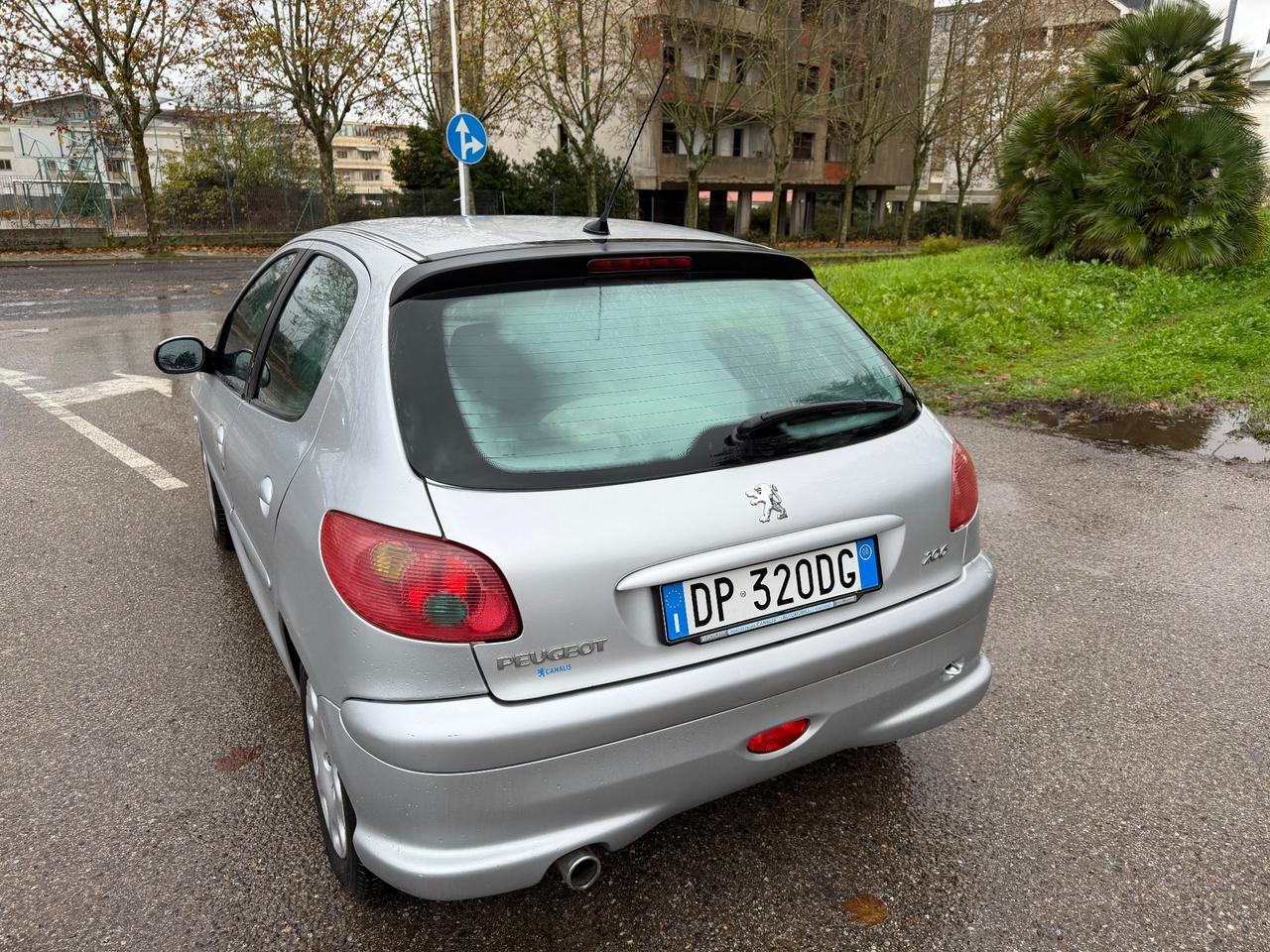Peugeot 206 1.4 benzina 5 porte km 152 mila ok neopatentati