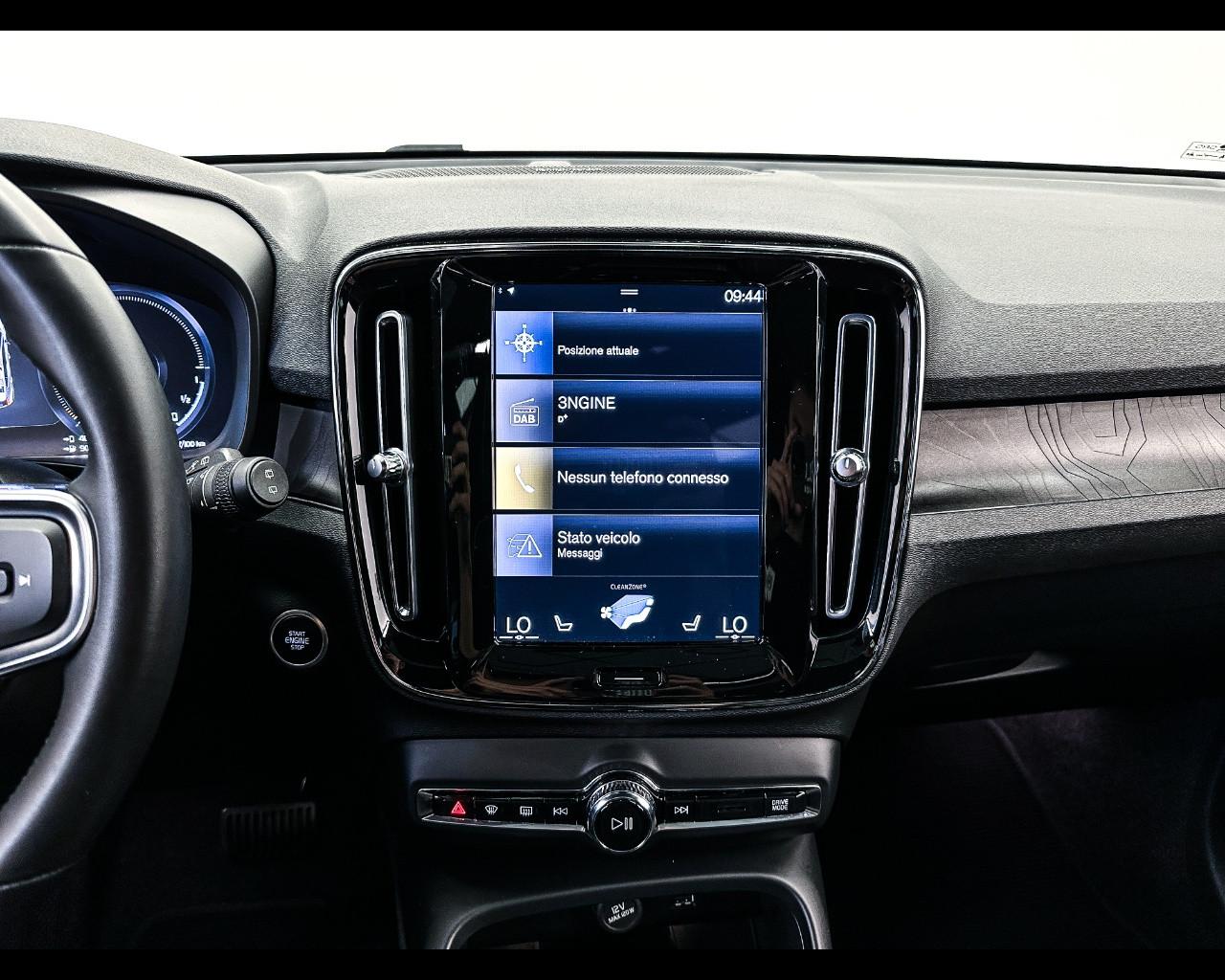 VOLVO XC40 T4 Recharge Plug-in Hybrid automatico Ultimate Dark