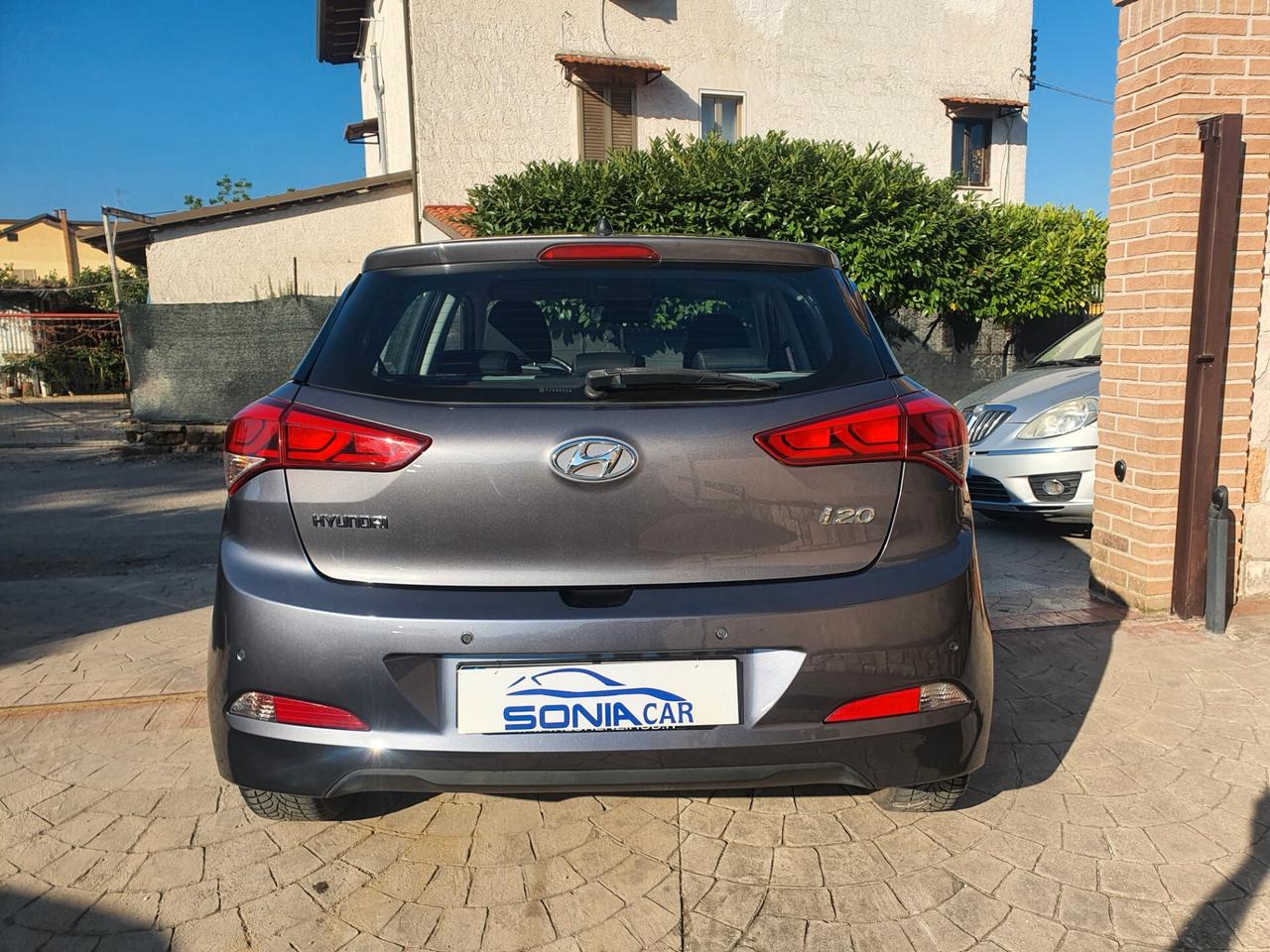 Hyundai i20 1.1 CRDi 12V 5 porte Comfort neopatentati