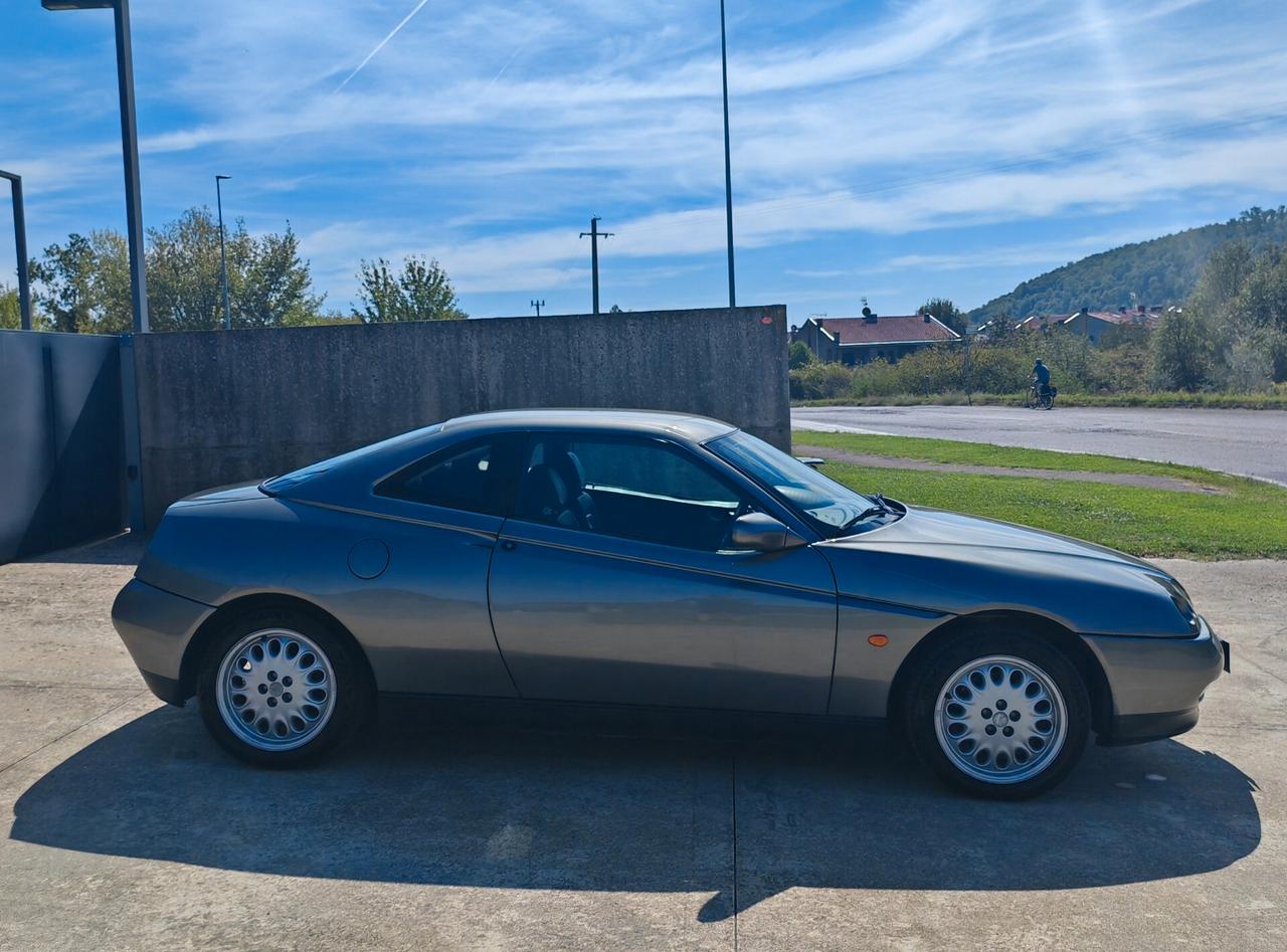 Alfa Romeo GTV 2.0i 16V Twin Spark