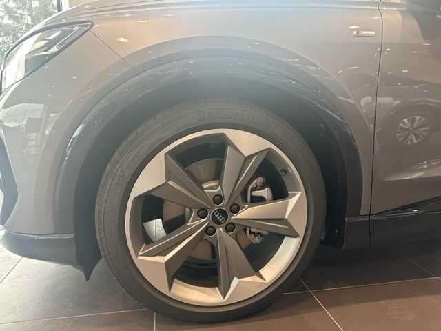 AUDI Q4 e-tron Q4 QU. 210 MY 25
