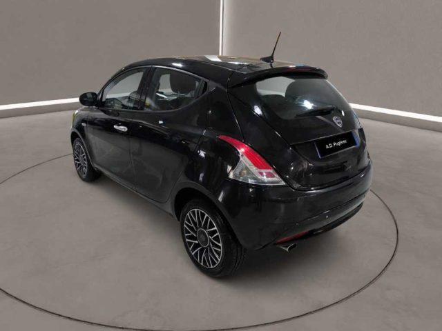 LANCIA Ypsilon 3ª serie - 1.0 FireFly 5 porte S&S Hybrid Gold