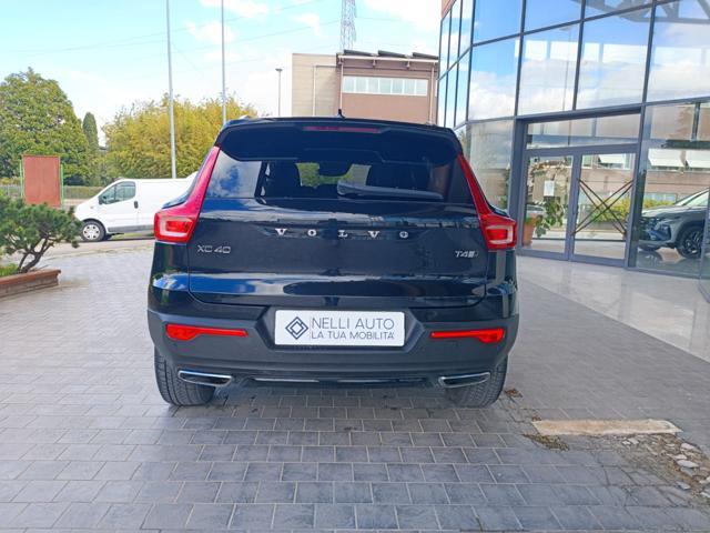 VOLVO XC40 T4 AWD Geartronic R-design