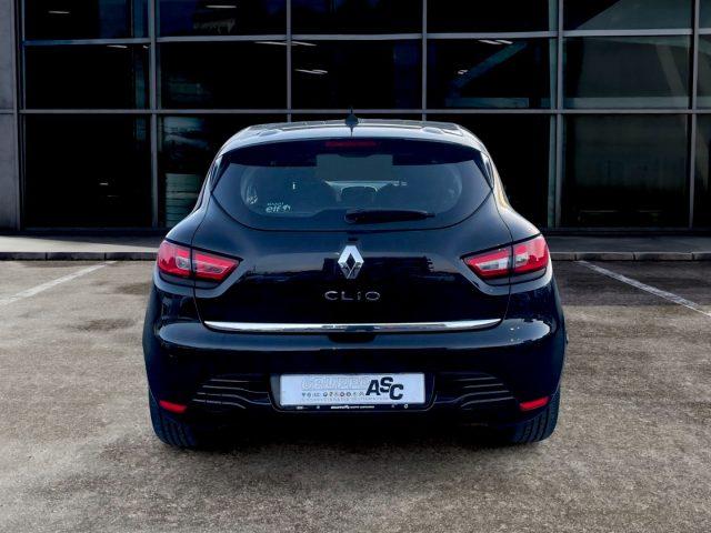 RENAULT Clio 1.2 BENZ 75CV 5 porte ADATTA A NEOPATENTATI