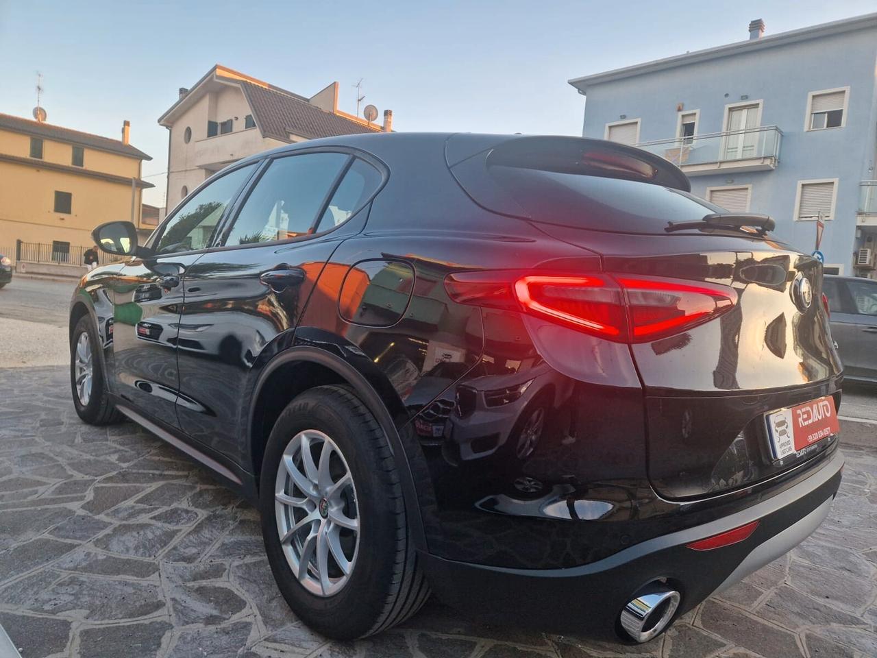 Alfa Romeo Stelvio 2.2 Turbodiesel 160 CV AT8 RWD Business