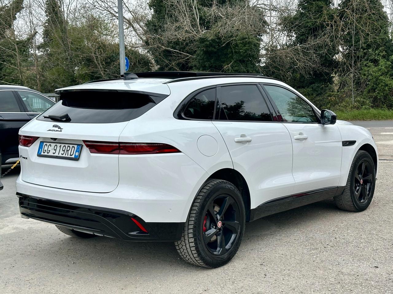 Jaguar F-Pace 2.0d i4 mhev SE awd 163cv auto
