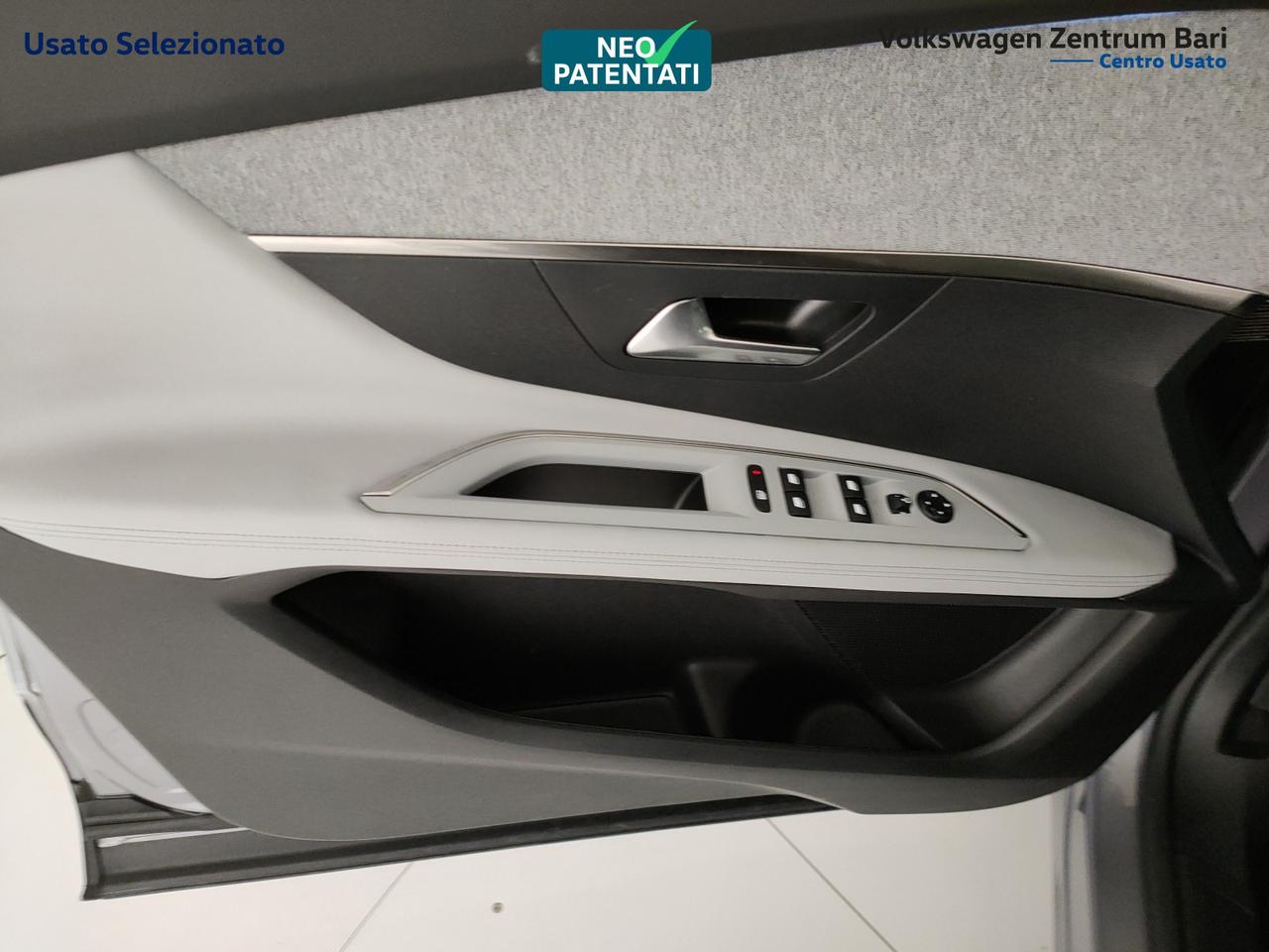 Peugeot 3008 1.5 bluehdi allure s&s 130cv eat8