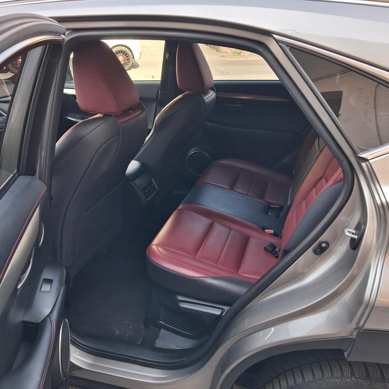 Lexus NX 300h Hybrid 4WD F-Sport