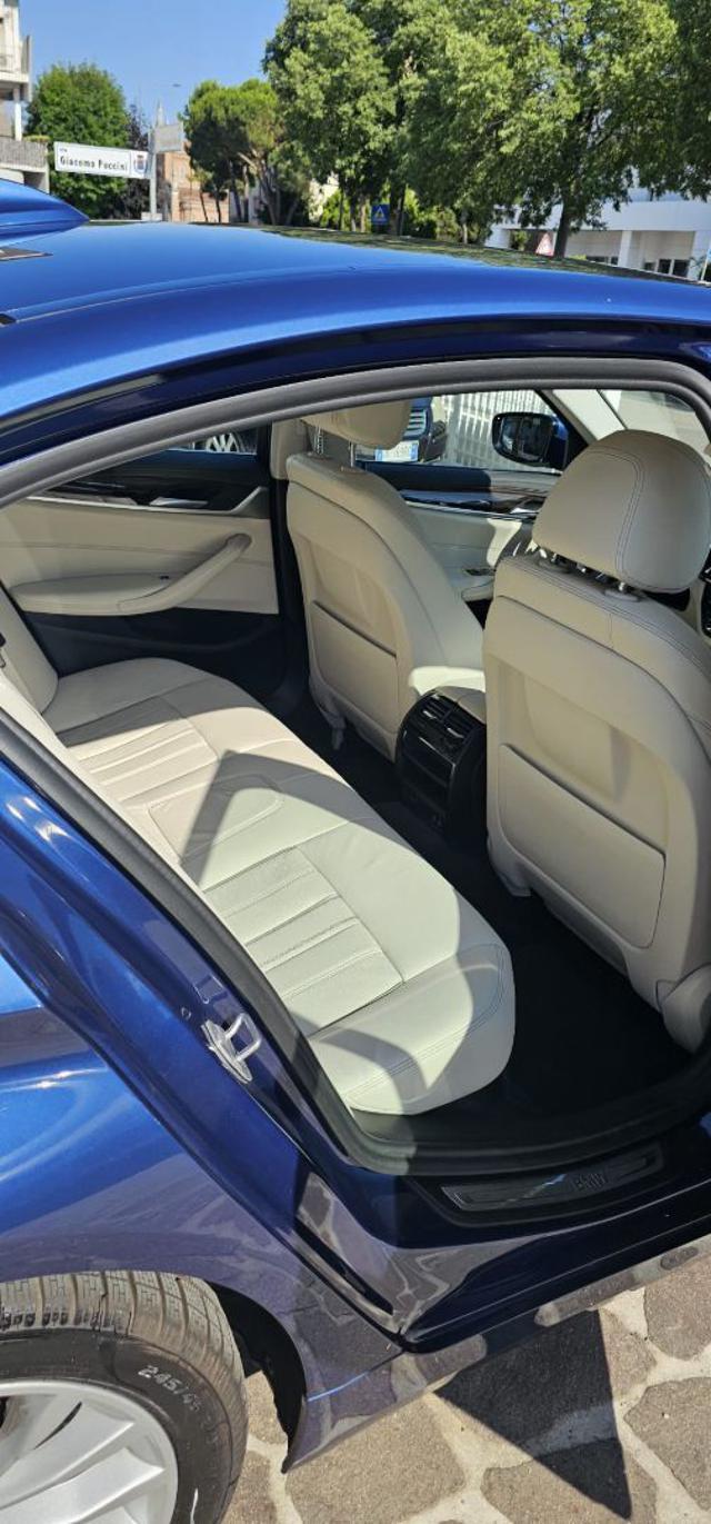 BMW 520 d 48V Luxury MOTORENUOVO