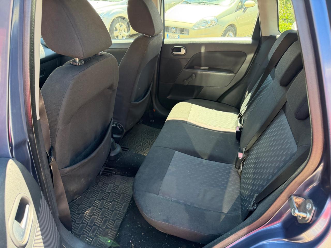 Ford Fiesta 1.4 TDCi 5p. Ghia