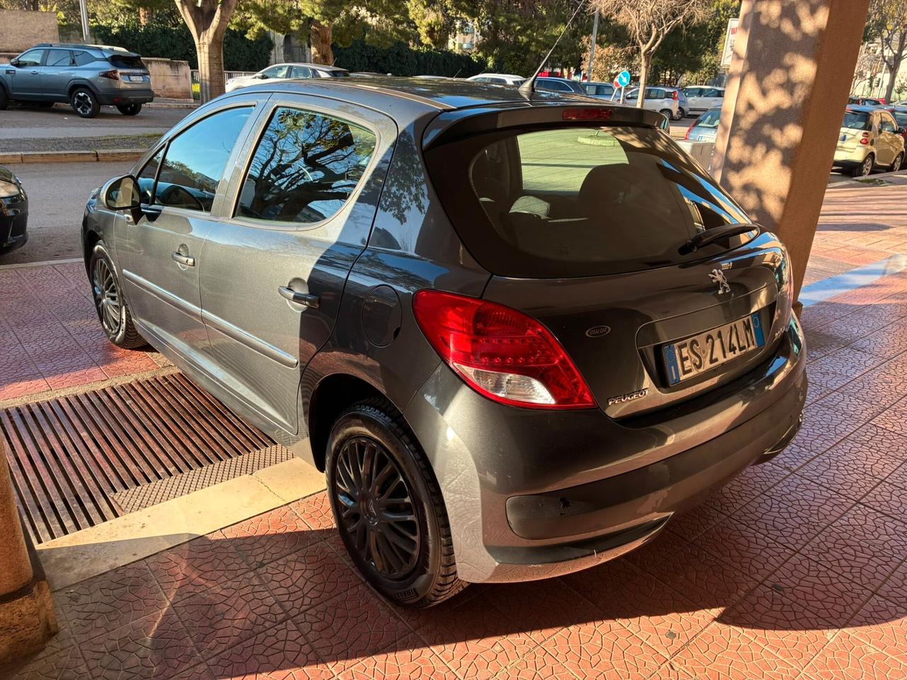 Peugeot 207 Plus 1.4HDi 5p.perfetta-13