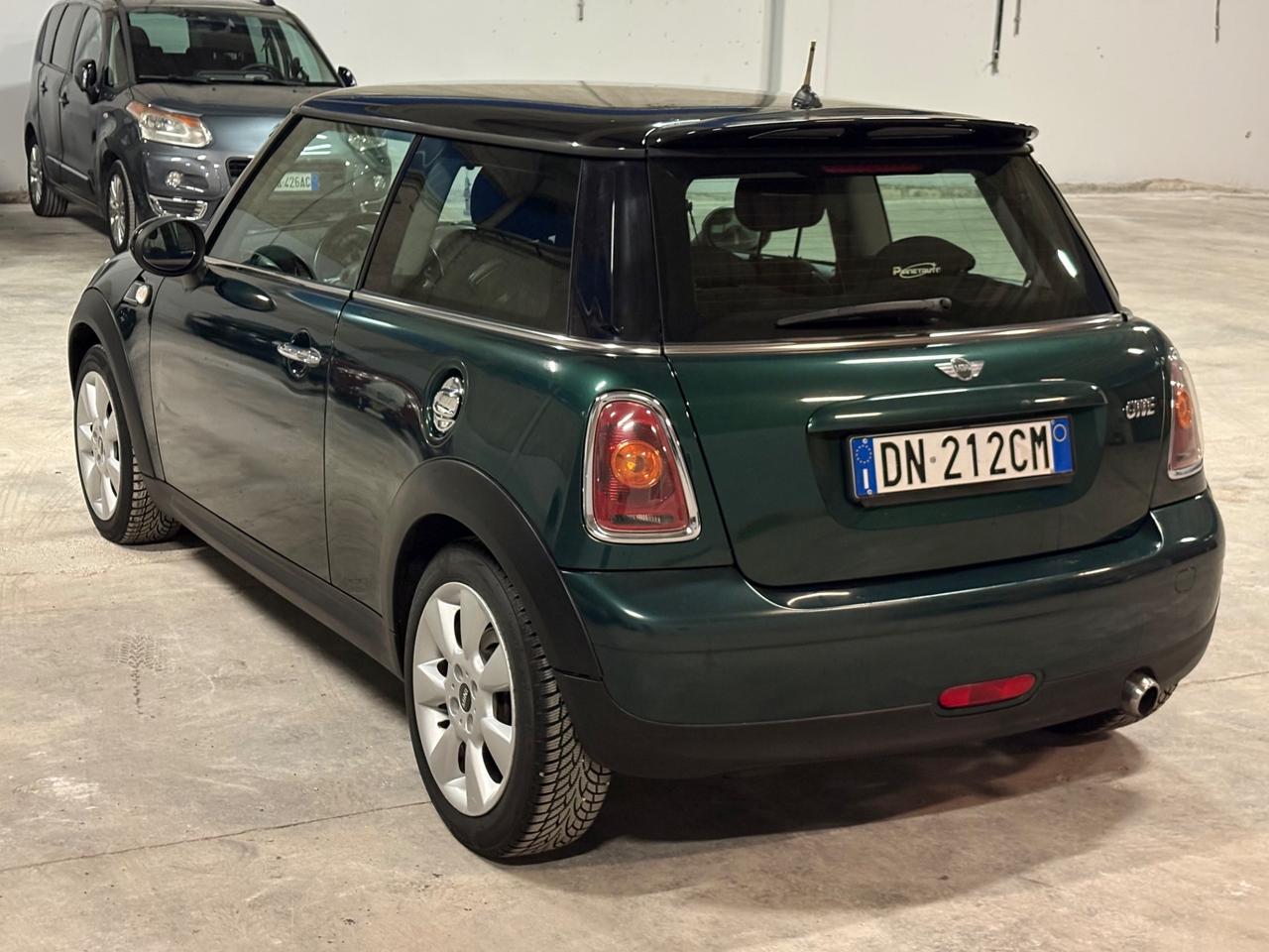 Mini 1.4 16V One Chili