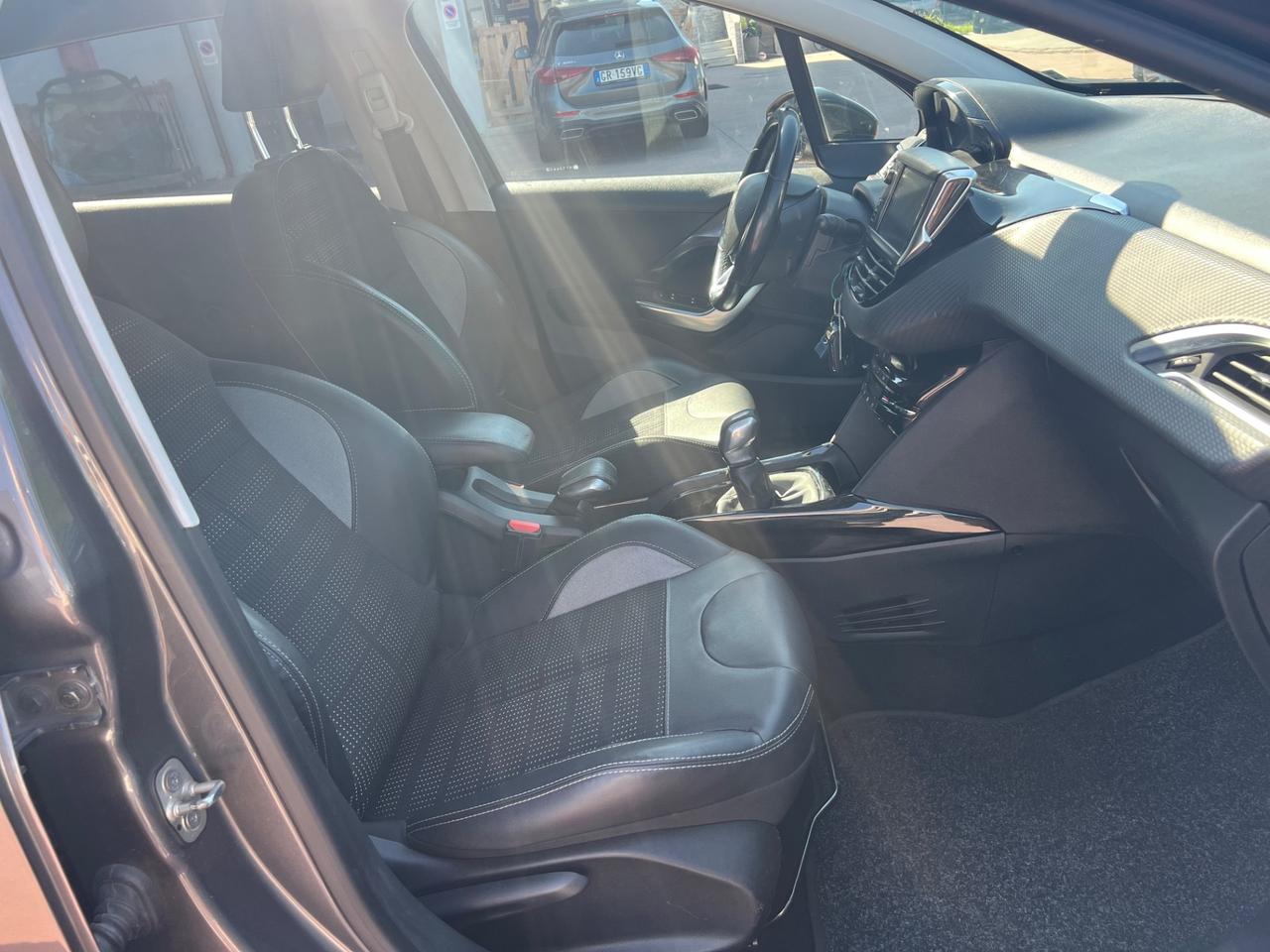 Peugeot 2008 BlueHDi 100 Allure