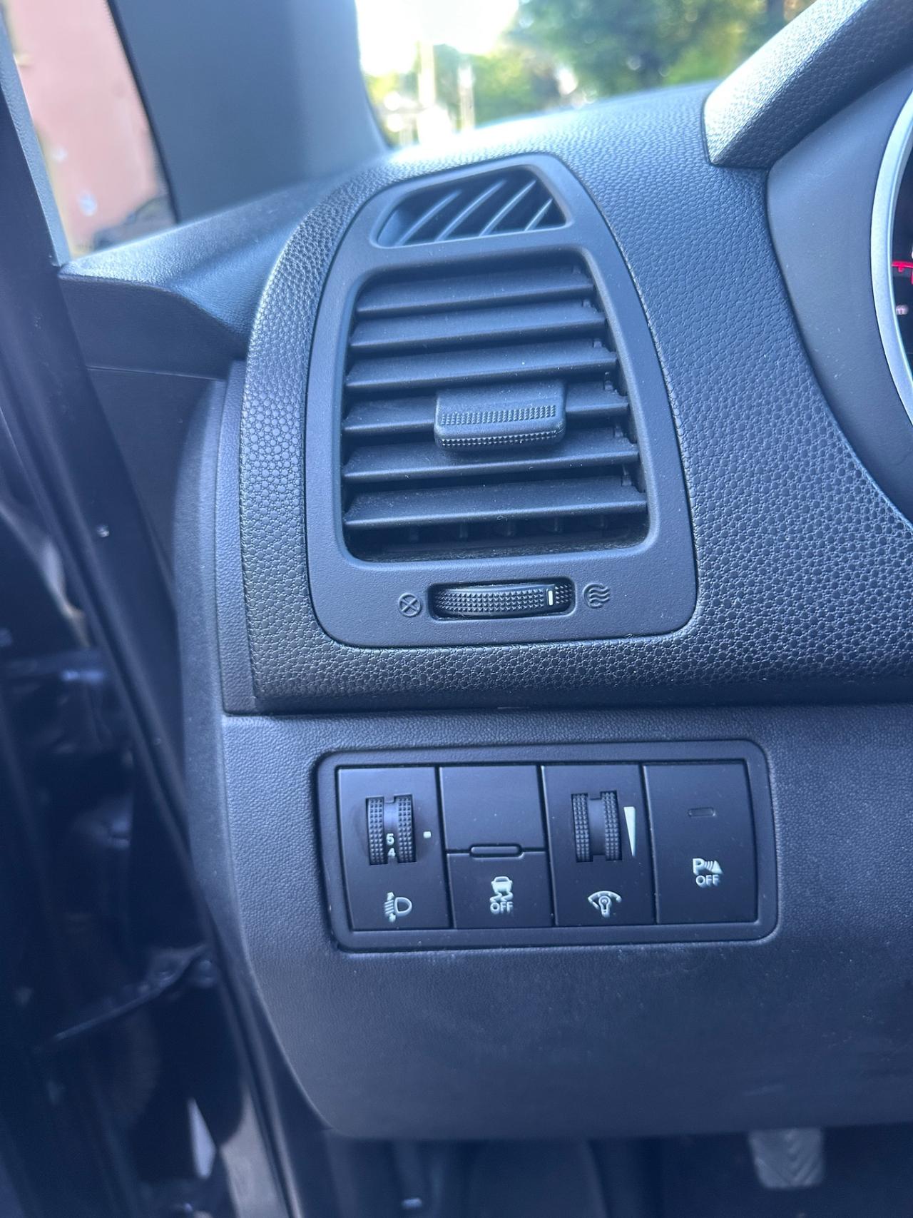 Kia Venga 1.4 CVVT solo 100mila km unipro