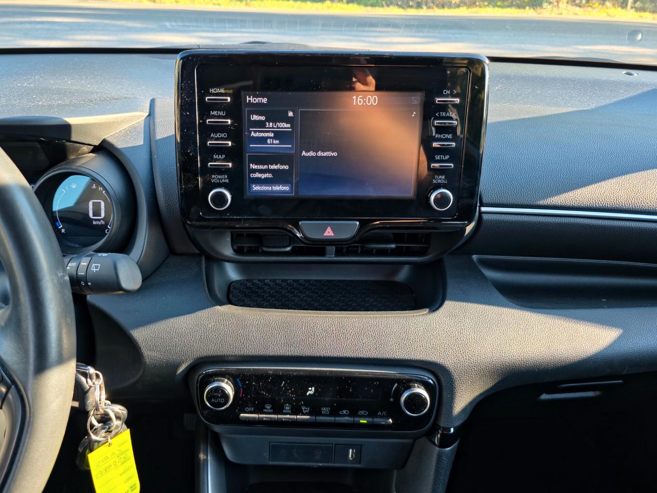 Toyota Yaris 1.5 Hybrid 5 porte Trend Automatica E6 NEO 2023
