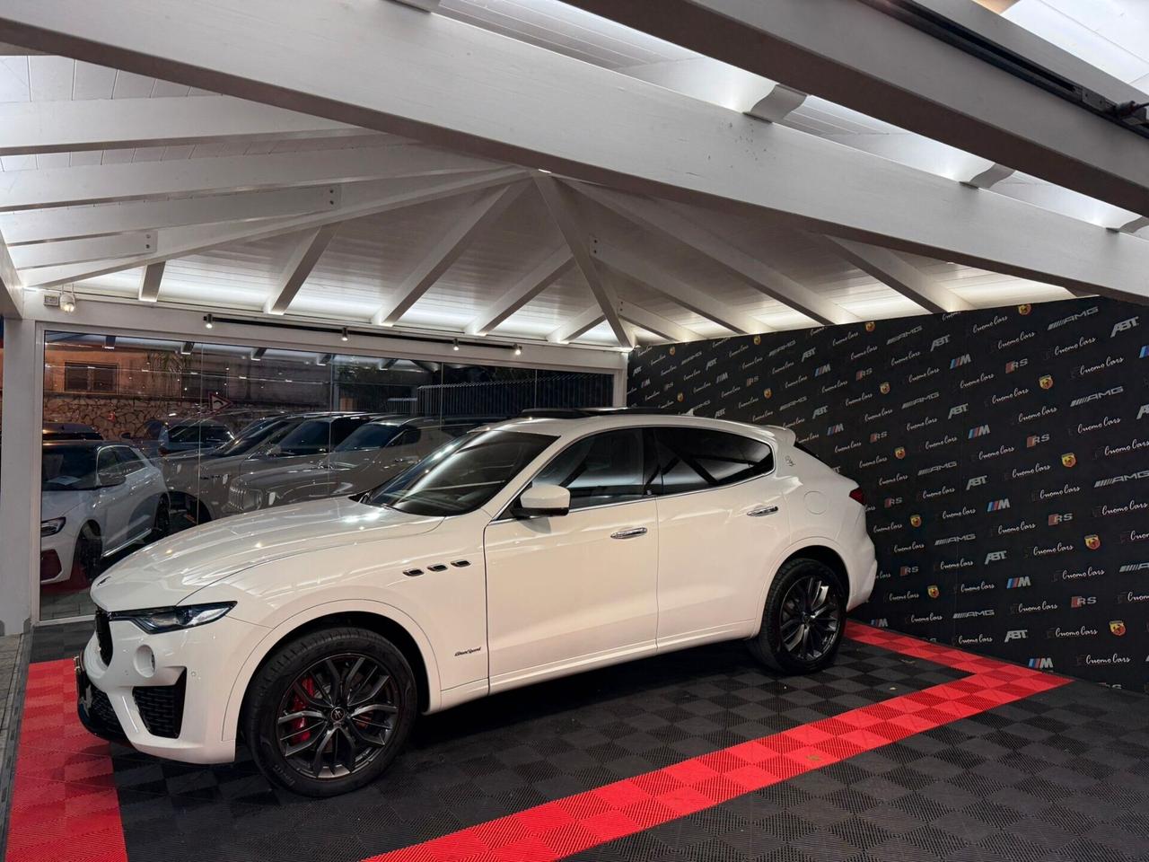 Maserati Levante V6 Diesel 275 CV Q4 Gransport