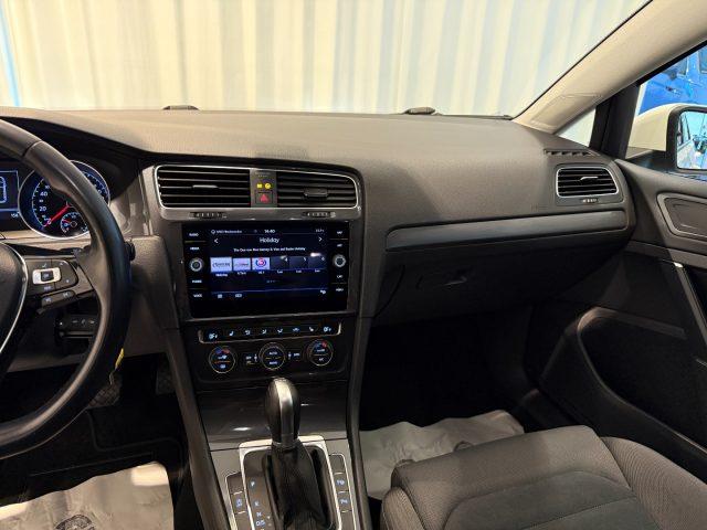 VOLKSWAGEN Golf Variant 2.0 TDI DSG R-Line Navi Camera Bluetooth