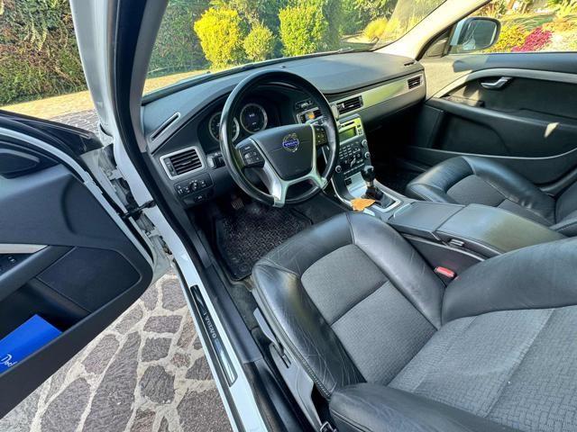 VOLVO V70 2.5 FT MOMENTUM AFV BI-FUEL