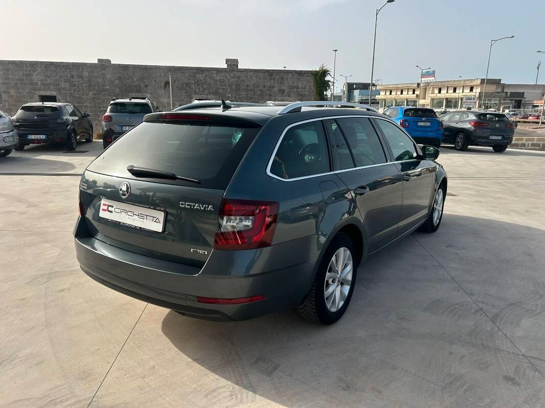Skoda Octavia Wagon 1.5 g-tec Ambition 130cv dsg