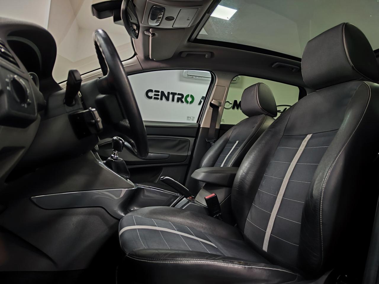 Ford Kuga 2.0 TDCi 136 CV 4WD Titanium TETTO