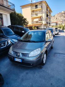 Renault Scenic Scénic 1.9 dCi/120CV Confort Authentique