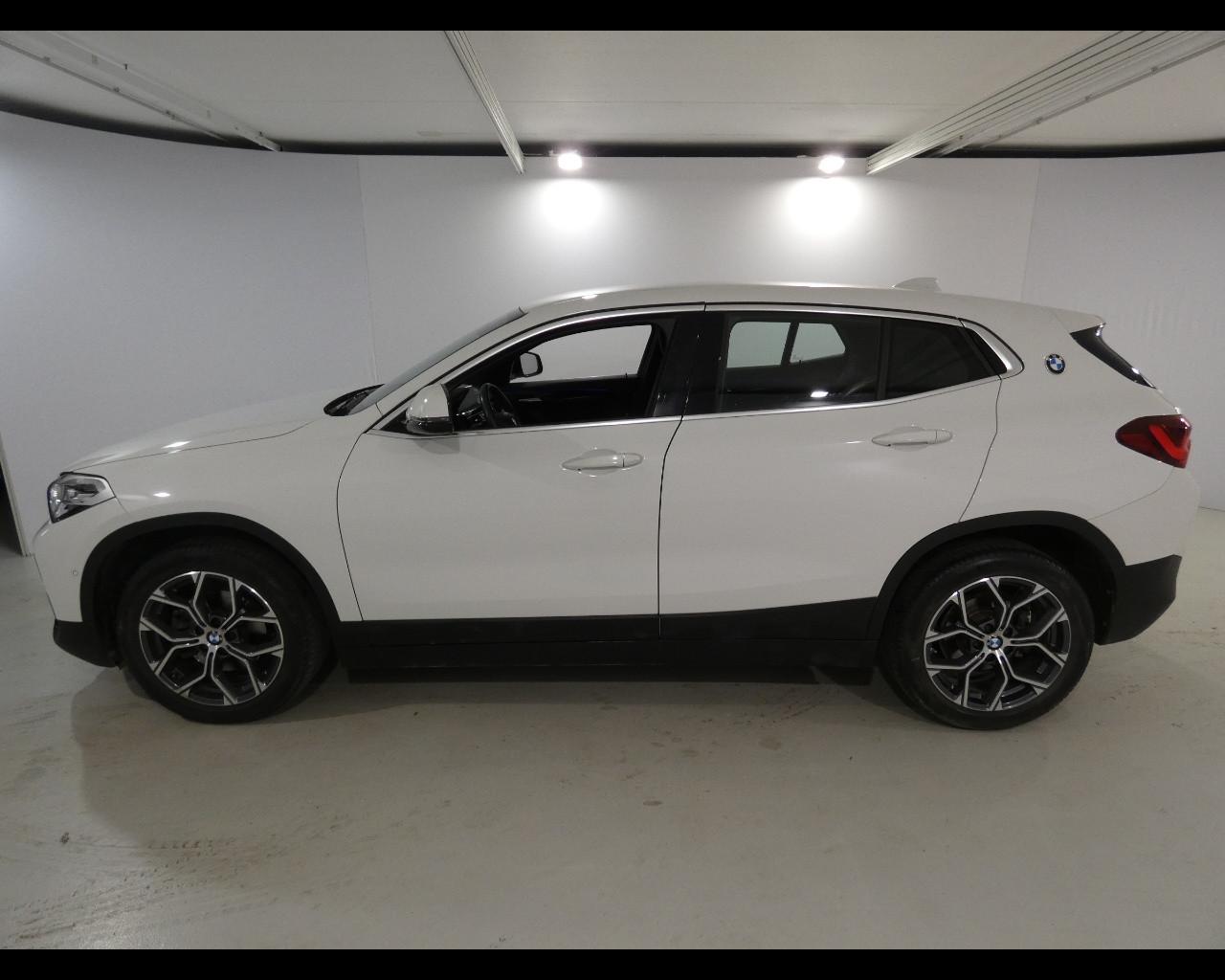 BMW X2 (F39) - X2 xDrive18d Business-X