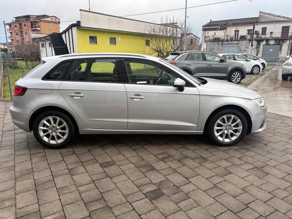 Audi A3 Sportback 1.6 TDI 105cv Ambiente
