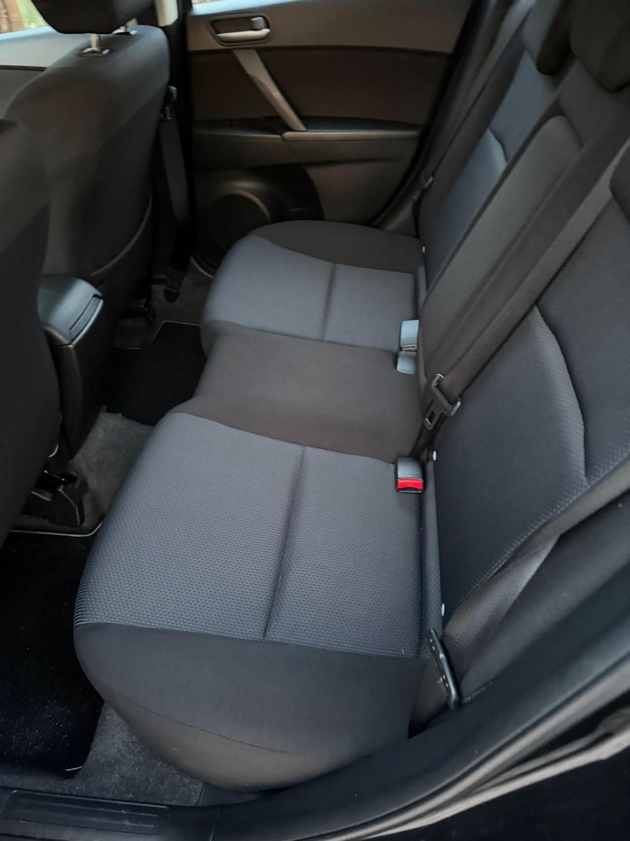 Mazda 3 1.6 MZR 105 CV 5p. Advanced neopatentati