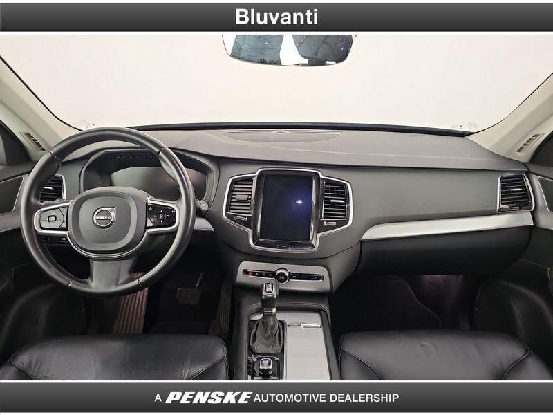 Volvo XC90 D5 AWD Geartronic 7 posti Momentum