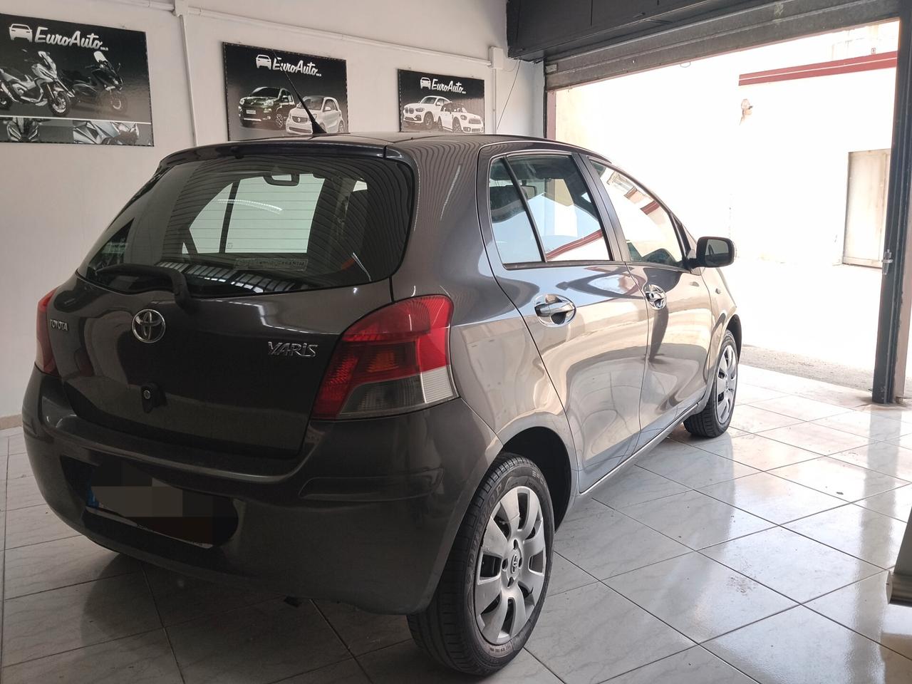 Toyota Yaris 1.0 benzina 2009 CON GARANZIA