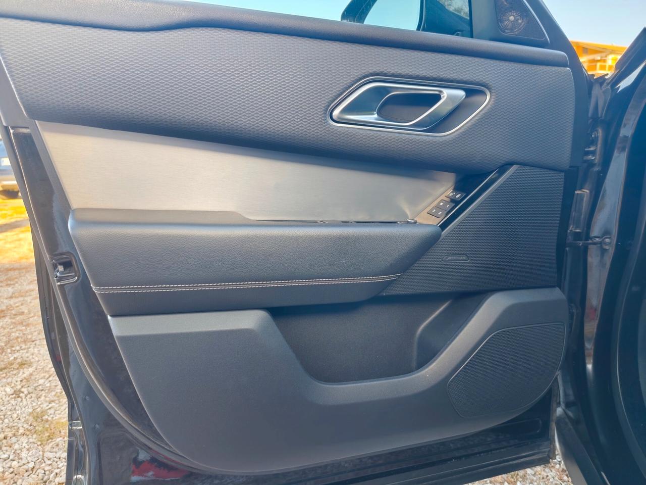 Land Rover Range Velar 2.0D I4 240 CV R-Dynamic S