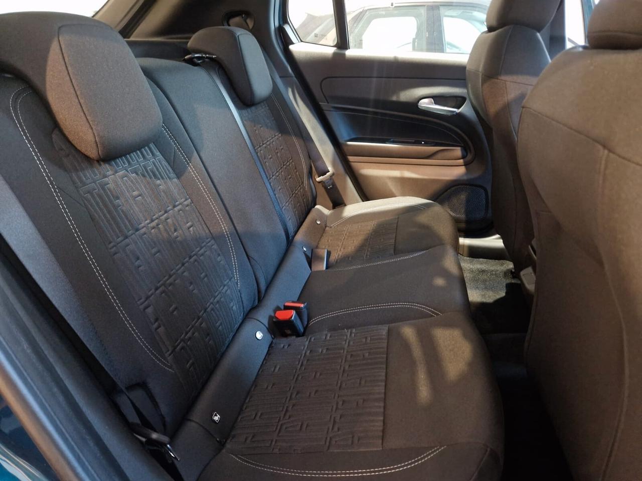 Fiat 600 Hybrid 110 CV DCT MHEV La Prima