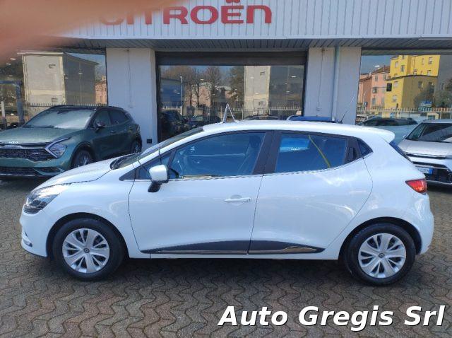 RENAULT Clio 1.2 75CV 5 porte Intens - Garanzia fino 24 mesi