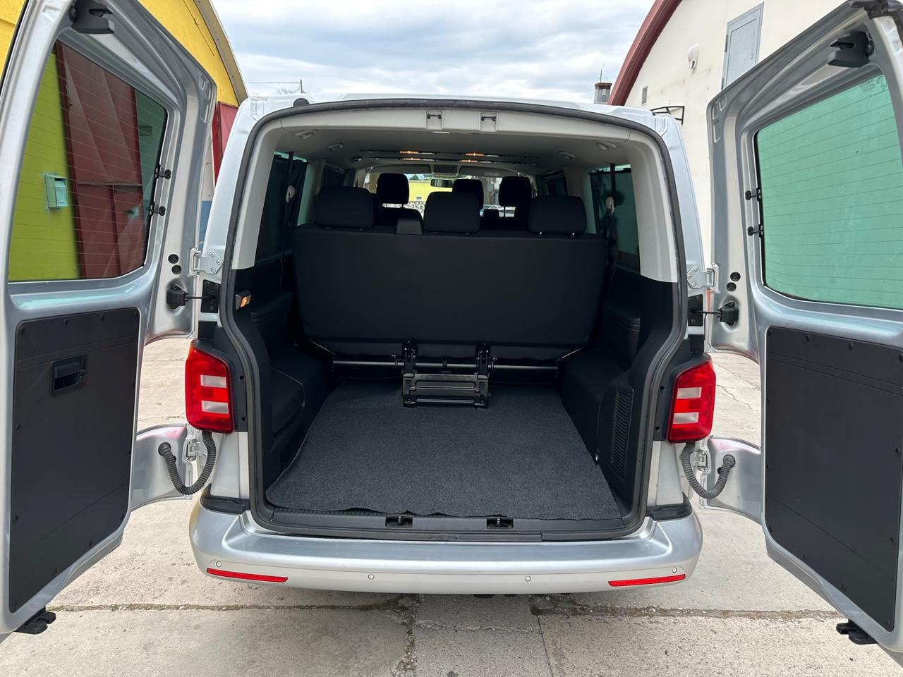 VW Caravelle 2.0TDI 150CV 4x4 Passo Lungo 9 posti