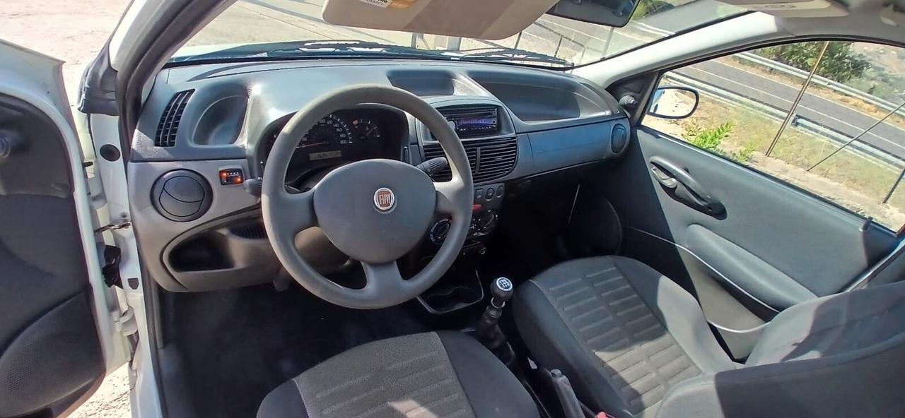 Fiat Punto Classic 1.2 NaActivetural Power - 2009