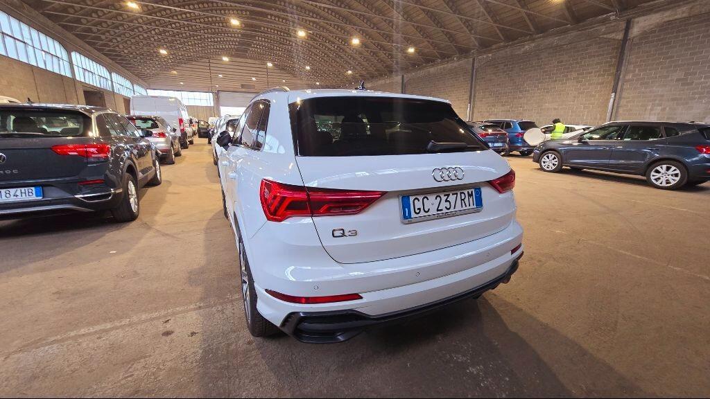 Audi Q3 35 TDI S tronic S line edition