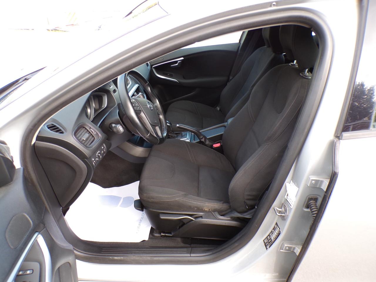 Volvo V40 D2 1.6