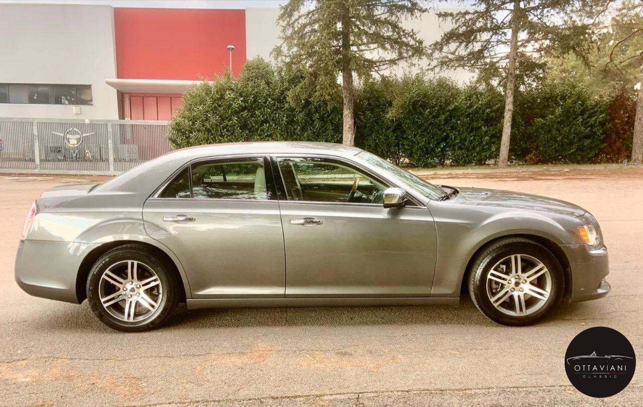 Lancia Thema Top conditions (book service)