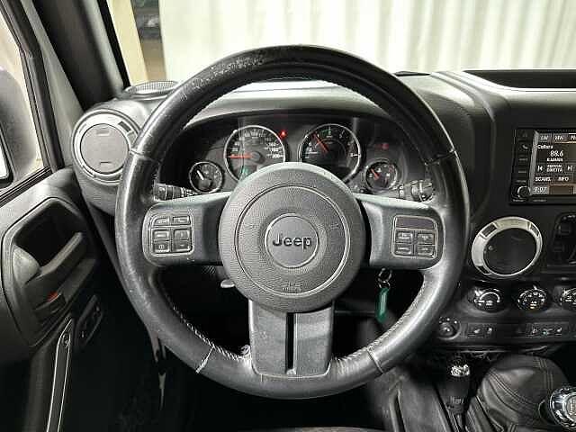 Jeep Wrangler Unlimited 2.8 CRD DPF Sahara