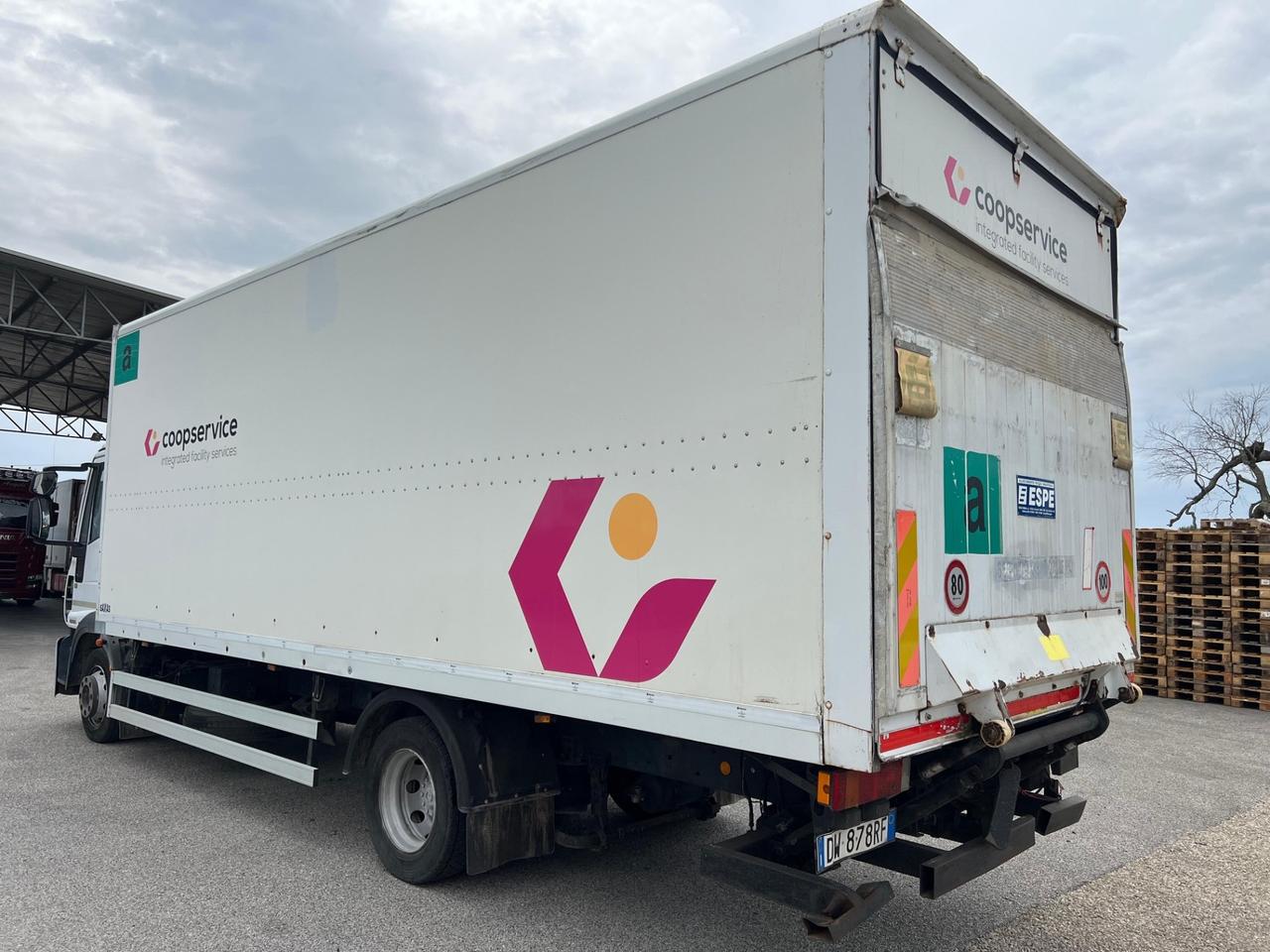 Iveco EuroCargo 120E25