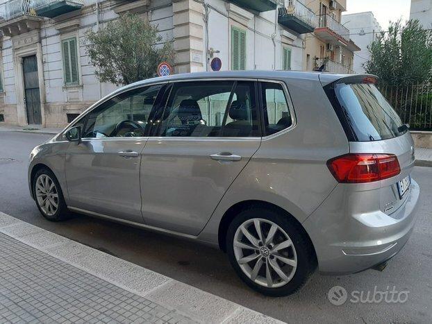 VOLKSWAGEN Golf Sportsvan 1.6 TDI 110CV DSG Blue