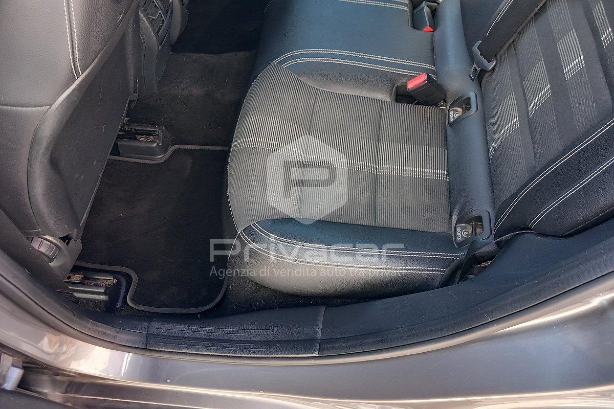 MERCEDES GLA 180 d Sport