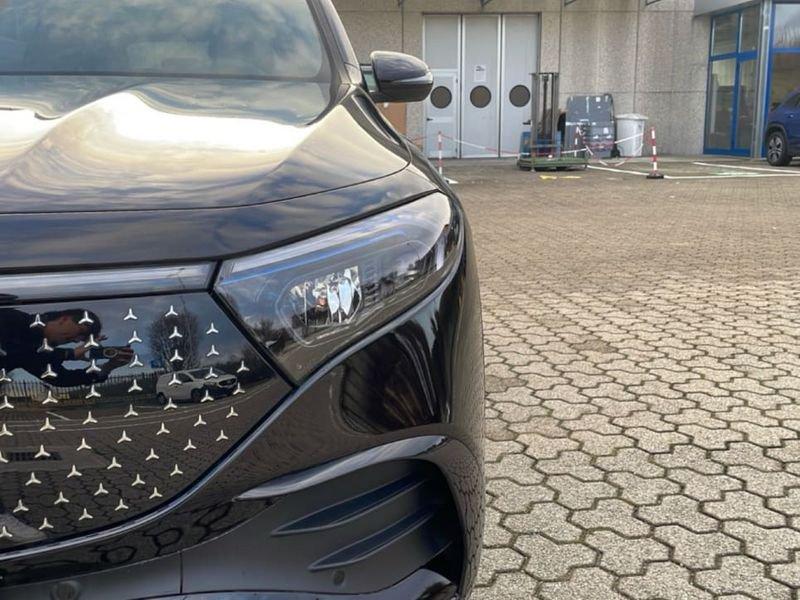 Mercedes-Benz EQB 250+ AMG Line Advanced