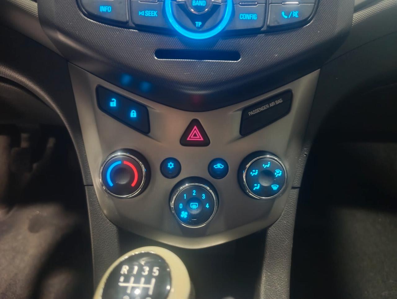 Chevrolet Aveo del 2015 1300 diesel neopatentati
