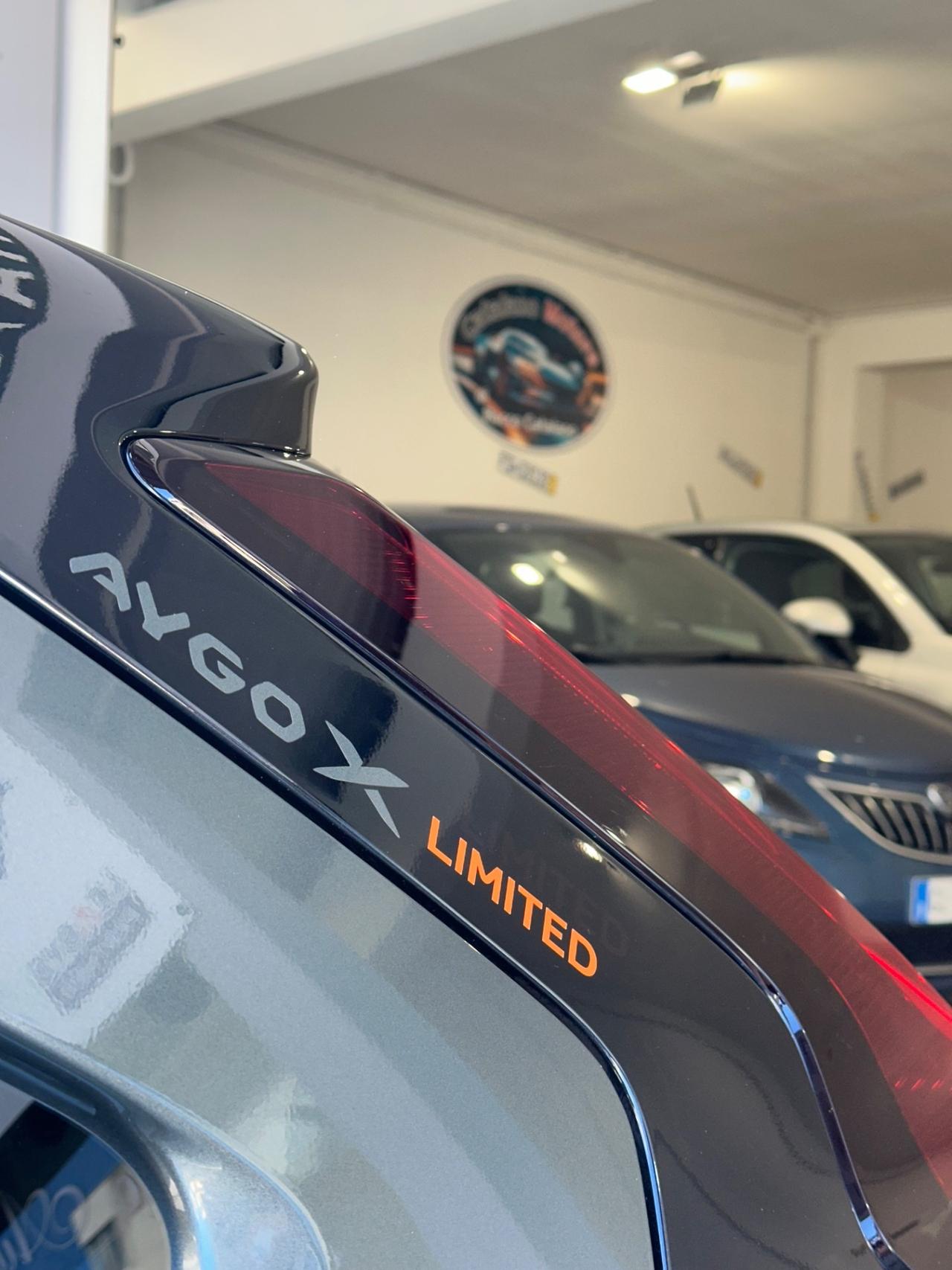 Toyota Aygo Connect 1.0 VVT-i 72 CV 5 porte x-play MMT