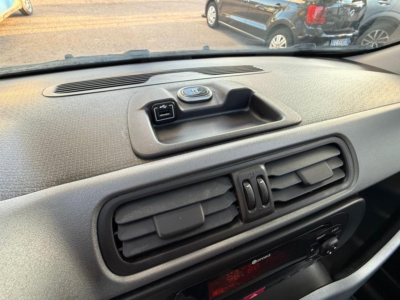 Fiat Panda KM.53.000 1.0 HYBRID NEOPATENTATI