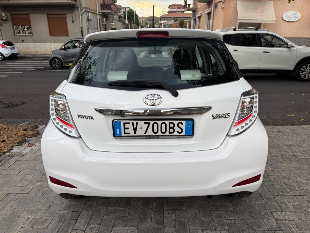 Toyota Yaris 1.0 5 porte