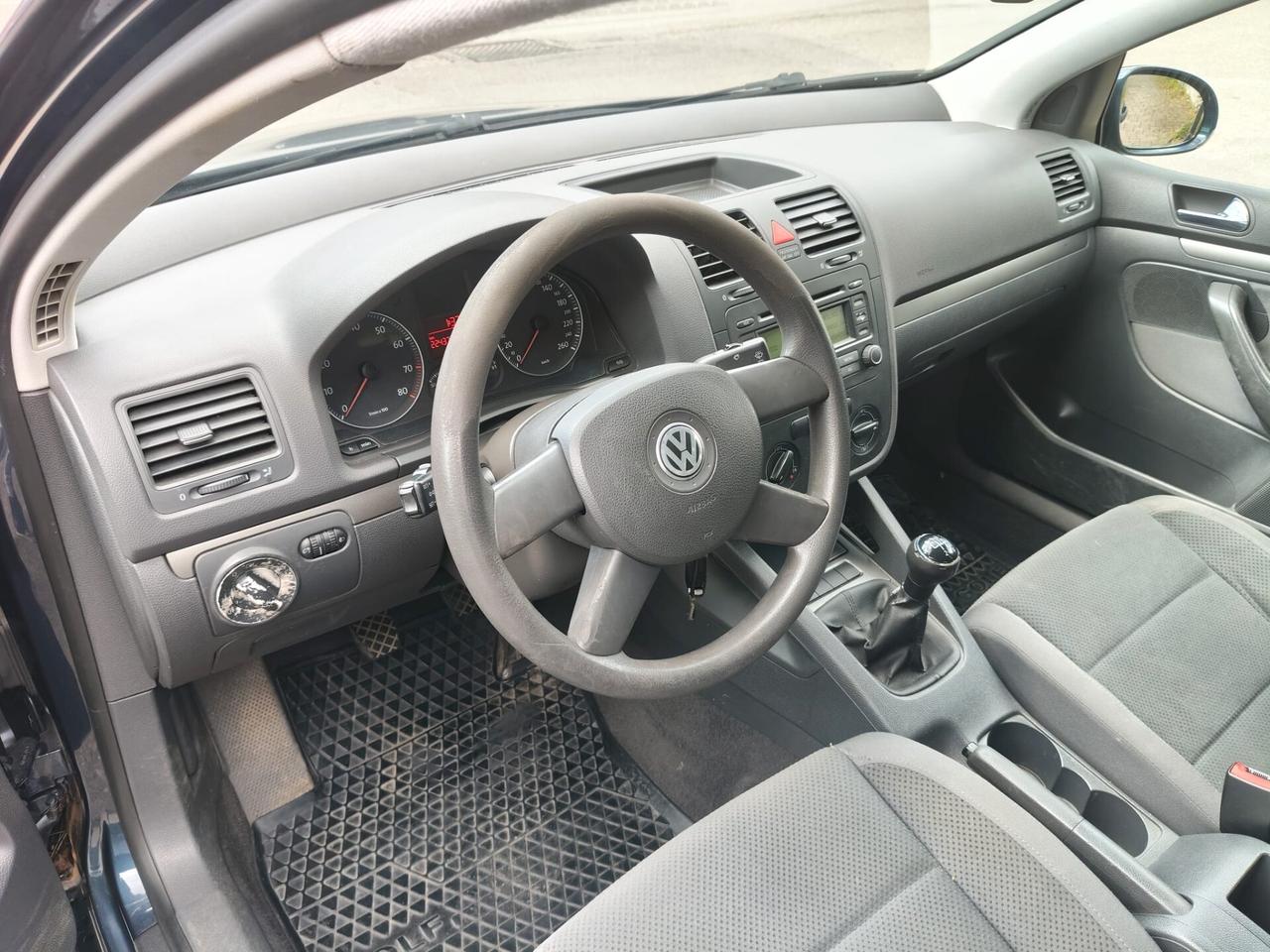 Volkswagen Golf 1.6 16V FSI 5p. Comfortline